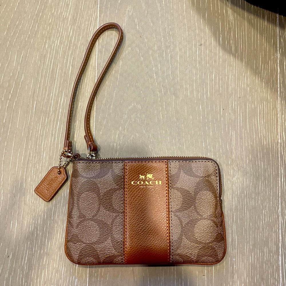 Coach Corner Zip Signature PVC Wristlet